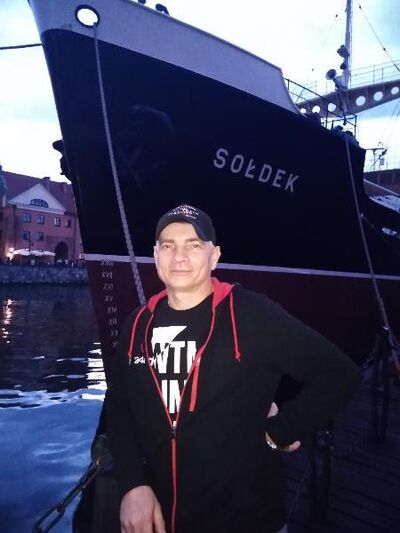  ,   Lyubomir, 48 ,   ,   , c , 