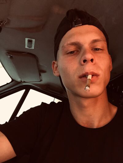 ,   Sergei, 21 ,   ,   , c , 