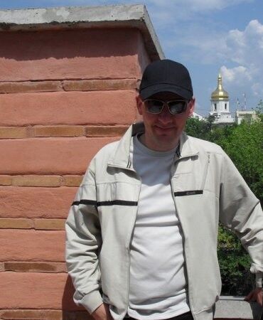  ,   Maxim, 46 ,   ,   , c 