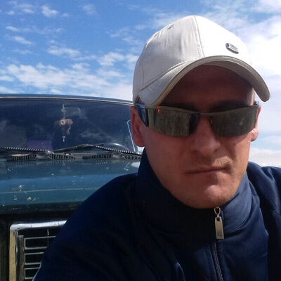 ,   Vladimir, 37 ,   ,   