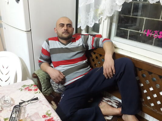  ,   Emil, 44 ,     , c 