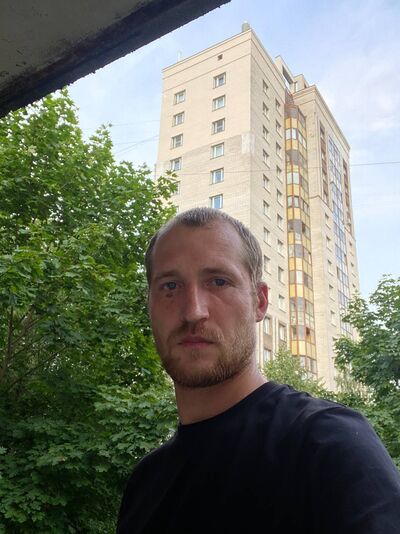  ,   Tony, 33 ,   ,   