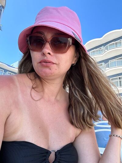  ,   Daria, 36 ,   ,   