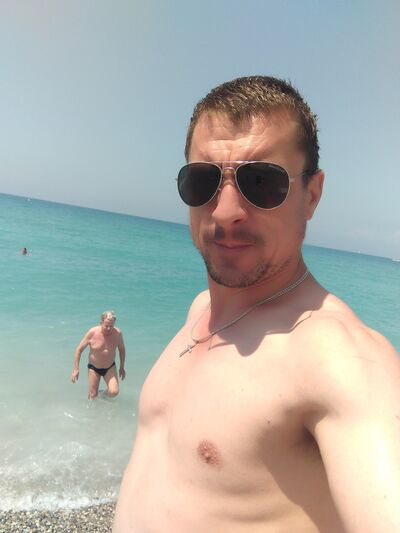  ,   Pavlik, 28 ,   ,   