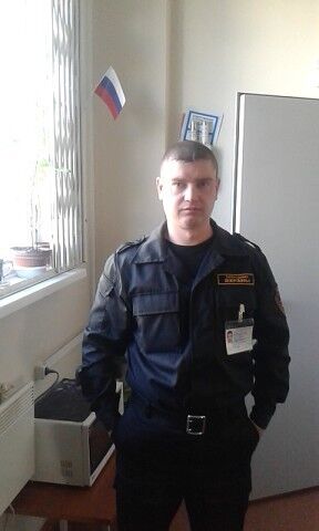  7494231  Roman, 39 ,    