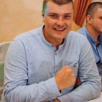  ,   Valentin, 27 ,   ,   