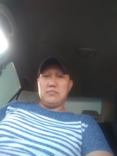  ,   Zhanat, 39 ,  