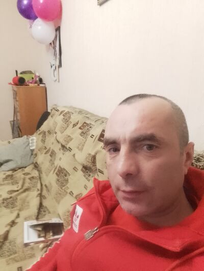  ,   Artyom, 44 ,   ,   , c , 