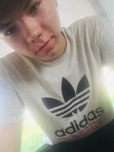  ,   Denis, 25 ,   ,   , c 