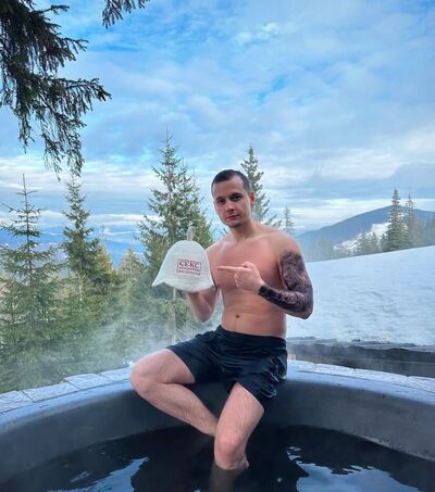  ,   Sergei, 25 ,   ,   