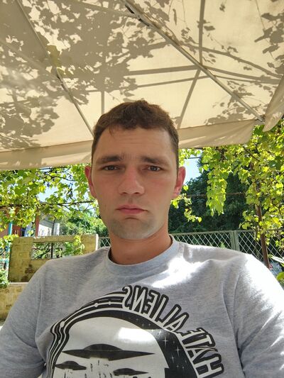  ,   Denis, 31 ,   ,   , c , 