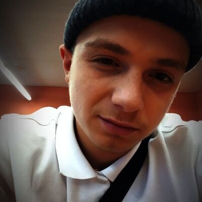 ,   Denis, 25 ,   ,   