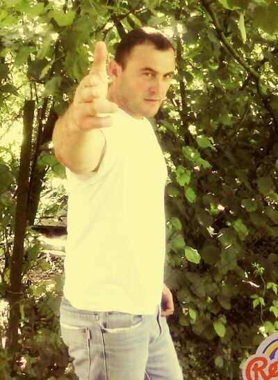  ,   Zaza, 42 ,   