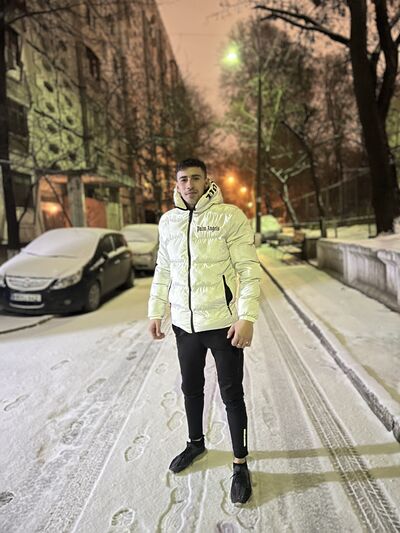  ,   Sergiu, 25 ,   ,   