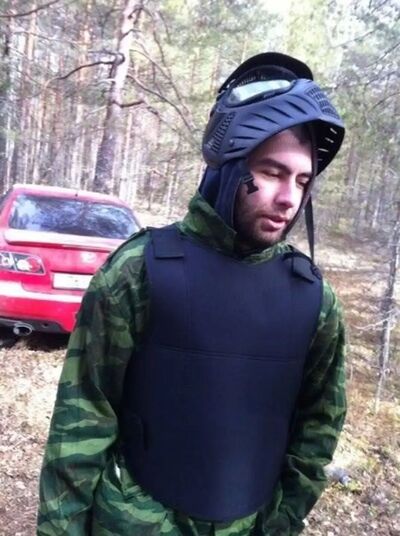  -,   Oskar, 34 ,   ,   