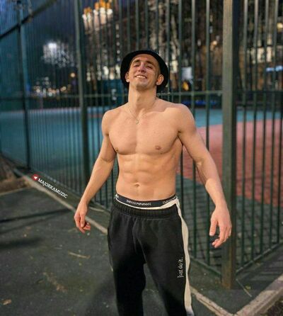  ,   Abdulaziz, 25 ,   ,   
