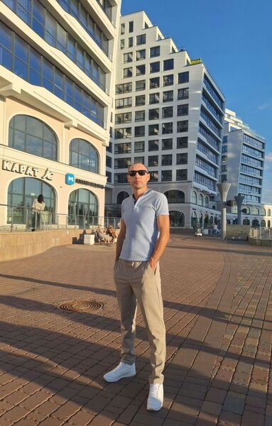  ,   Dmitry, 37 ,   ,   , c , 