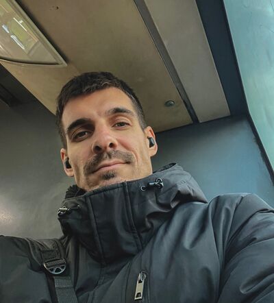  -,   , 30 ,     , c 