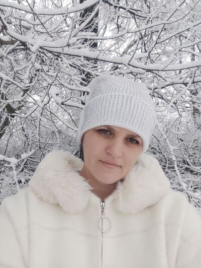  ,   Elena, 39 ,     , c 