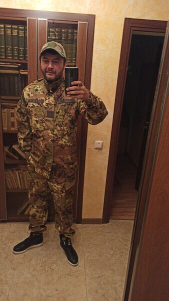  ,   Surikovich, 30 ,   ,   , c 