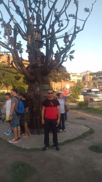 ,   Hrach, 36 ,   ,   , c 