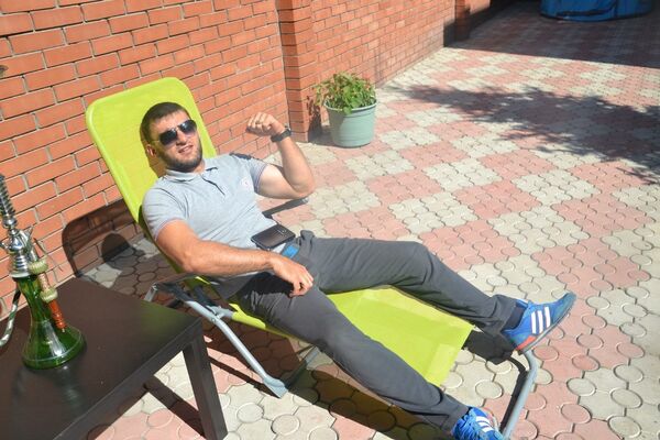  ,   Ruslan, 35 ,   ,   , c 