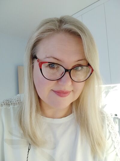  ,   , 44 ,   c 