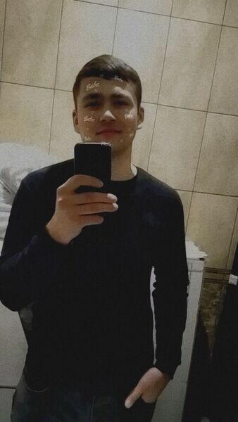  ,   Sasha, 21 ,   ,   