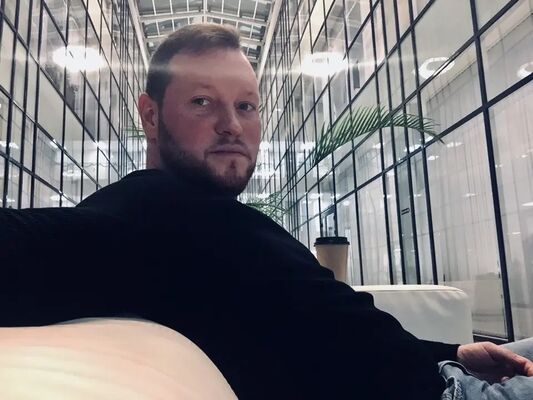  ,   Vlados, 42 ,   ,   