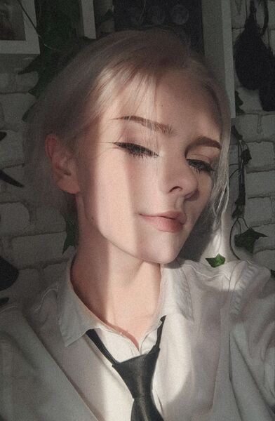  ,   Lacrima, 21 ,   ,   