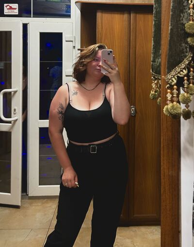  ,   Darya, 22 ,   ,   , 