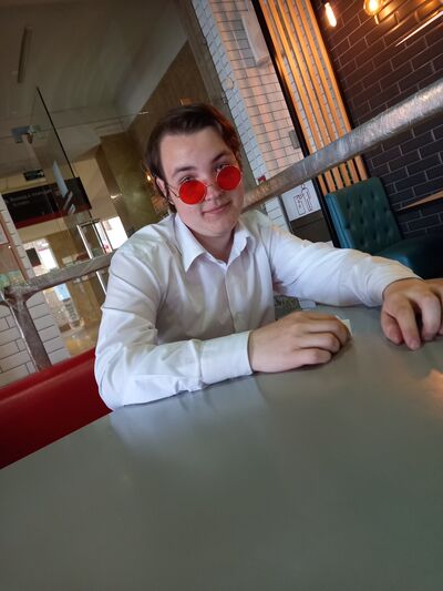  ,   Ruslan, 21 ,   ,   