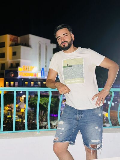  -,   Hamdi, 28 ,   ,   