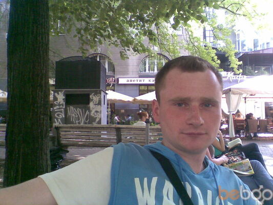  ,   Sam Fisher, 42 ,   