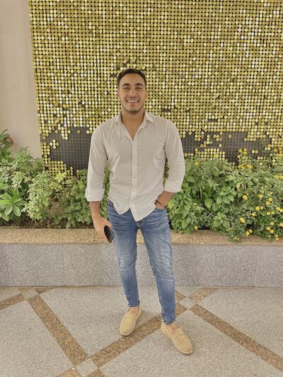  ,   Yousef, 25 ,   ,   , c , 