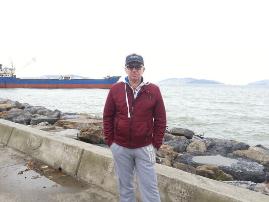  ,   Leonid, 61 ,   ,   , c 