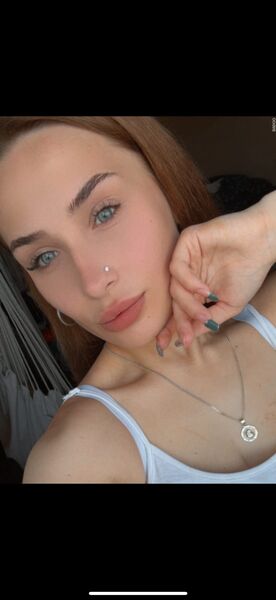  ,   Yelizaveta, 19 ,  