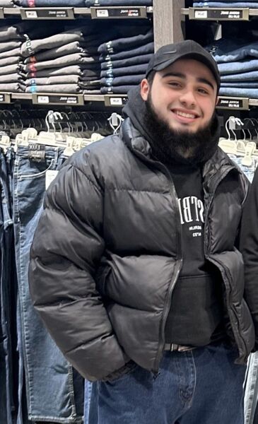  ,   Ali, 25 ,     , c 