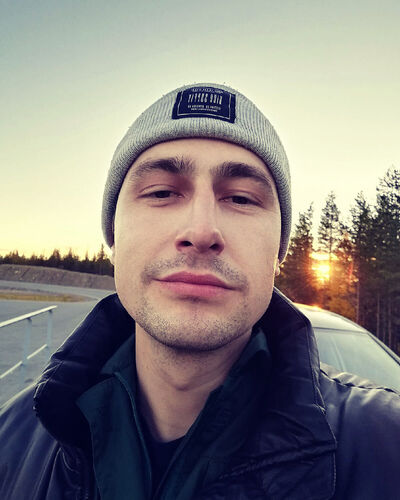  ,   Artyom, 34 ,   ,   