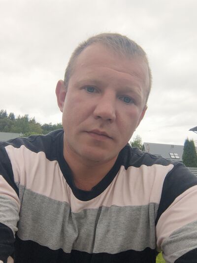  ,   Roman, 40 ,   