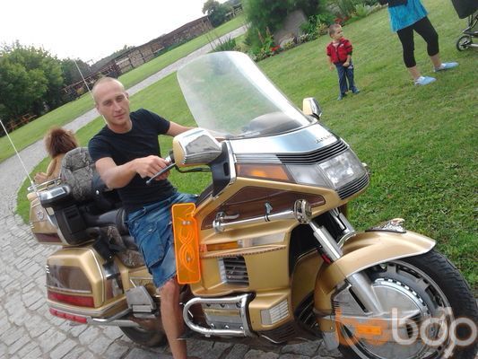  ,   Viktor, 46 ,     , c 