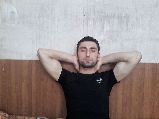 ,   ARTUR, 38 ,   