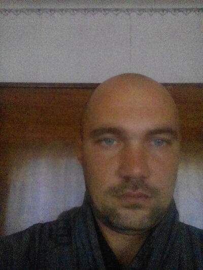  ,   Ridick, 42 ,   