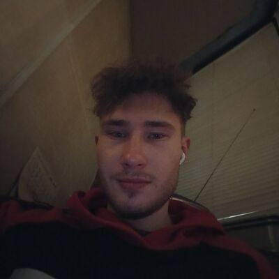  -,   Denis, 21 ,   ,   , c , 