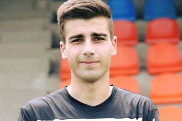  ,   Hero, 33 ,   