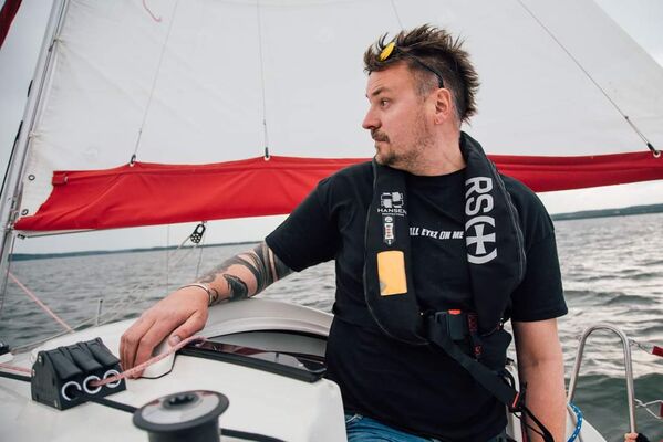  ,   Tim, 39 ,   ,   