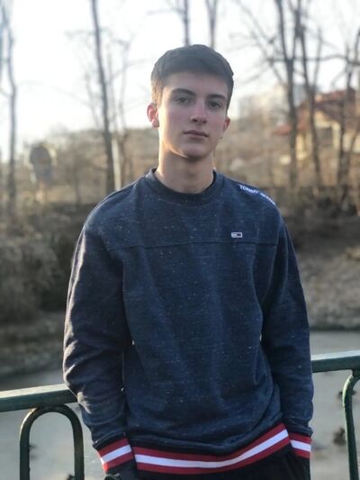  ,   Antony, 25 ,   ,   