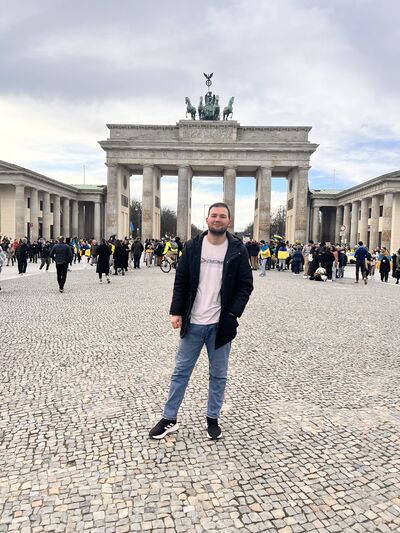  ,   Azat, 30 ,   ,   , 