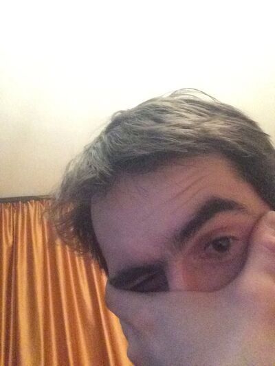 ,   Francua, 40 ,   