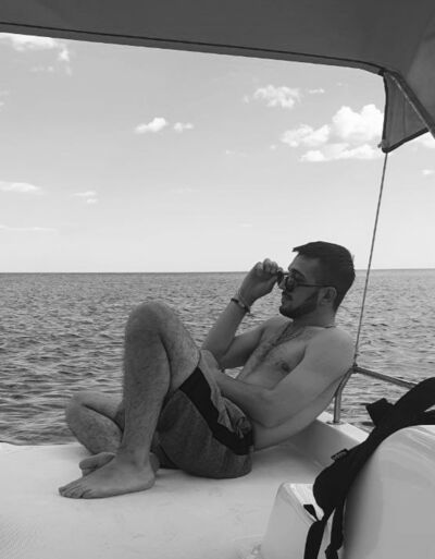  ,   Redvan, 26 ,   ,   